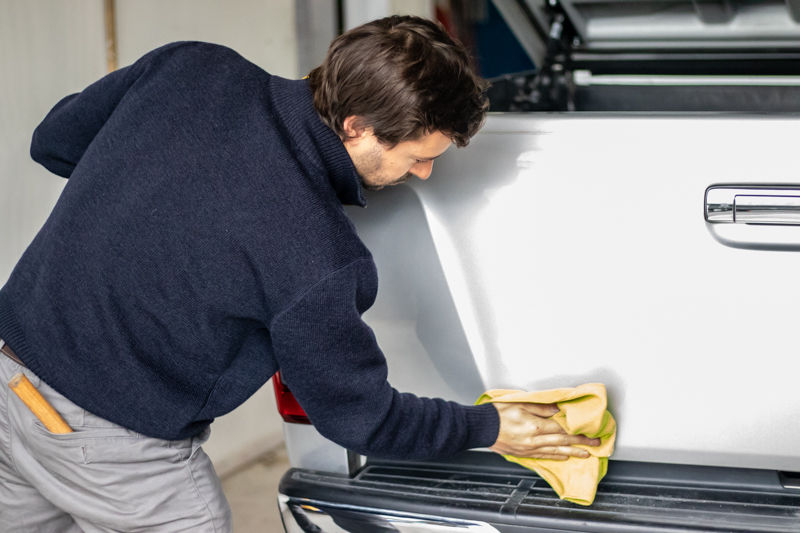 Vehicle Polishing - Hand Finish